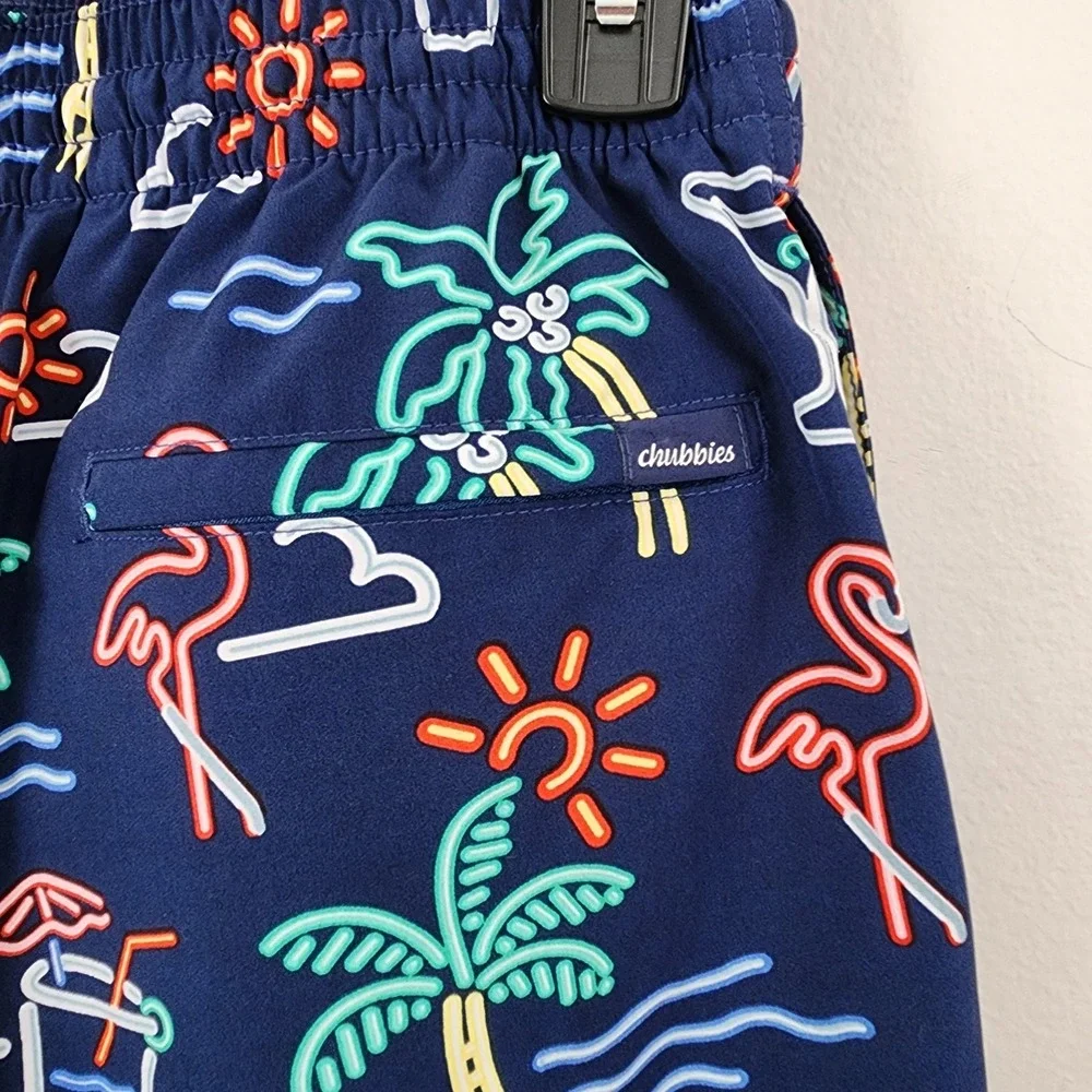Size Small CHUBBIES The Neon Lights 5.5